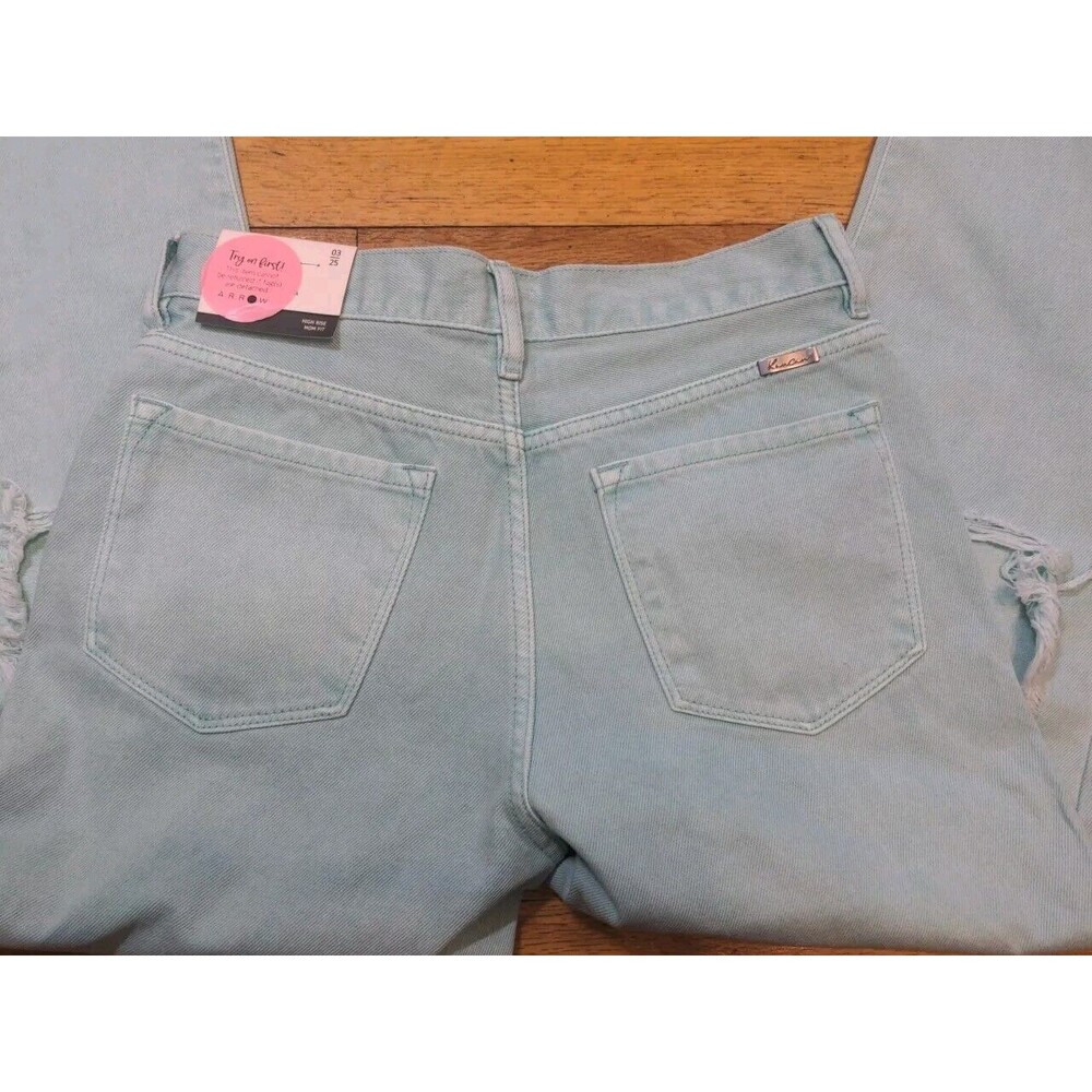 New KanCan Amelia Distressed High Rise Mom Fit Jeans Denim Womens Sz 03/25 Teal - Picture 10 of 12